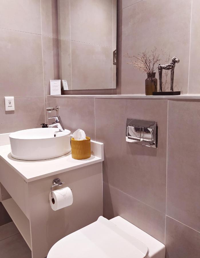 Apartment At Hermanus Waterfront מראה חיצוני תמונה
