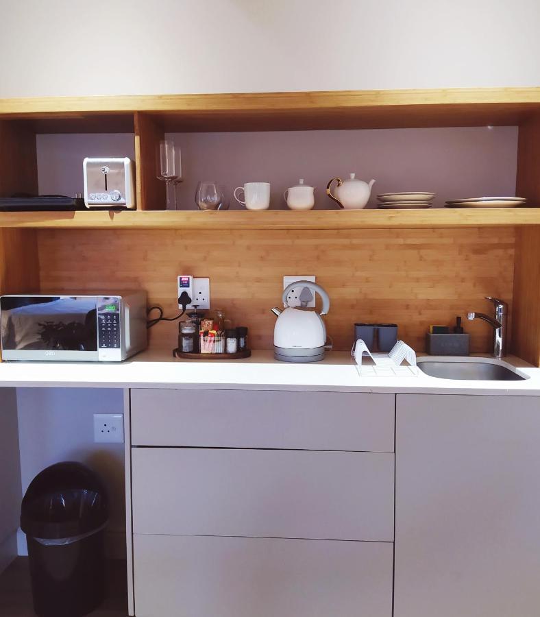 Apartment At Hermanus Waterfront מראה חיצוני תמונה
