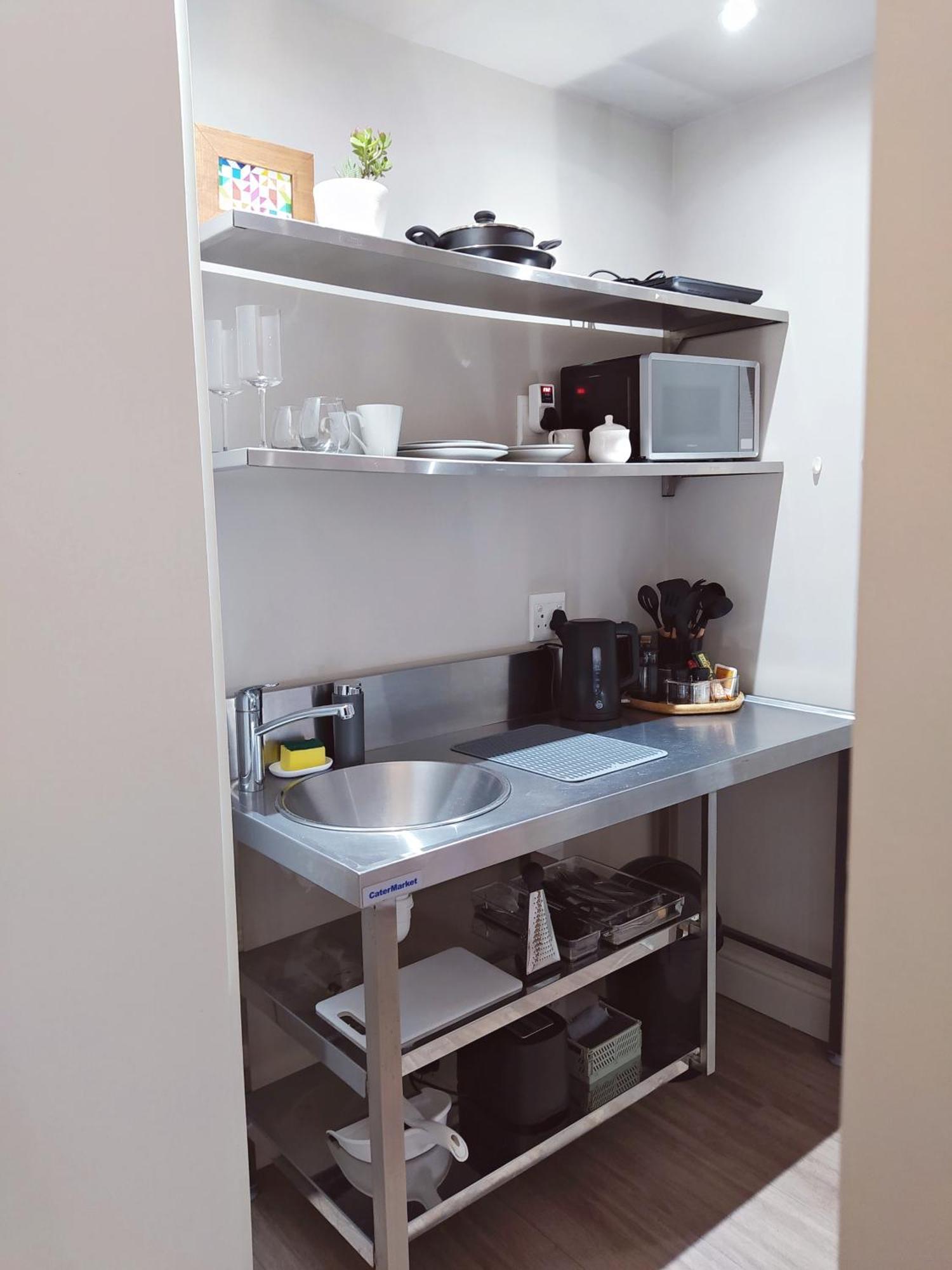Apartment At Hermanus Waterfront מראה חיצוני תמונה
