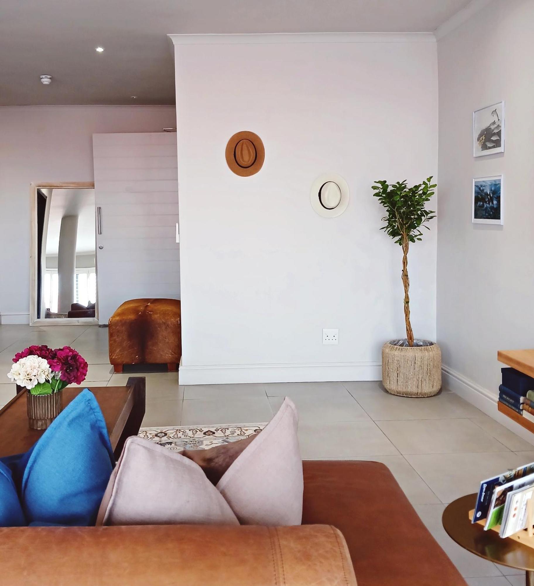 Apartment At Hermanus Waterfront מראה חיצוני תמונה